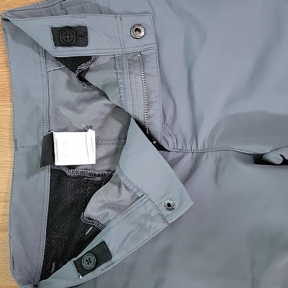 Boys Under Armour Match Play Golf Pants, Gray, Size 7, Pre-owned - Picture 4 of 9